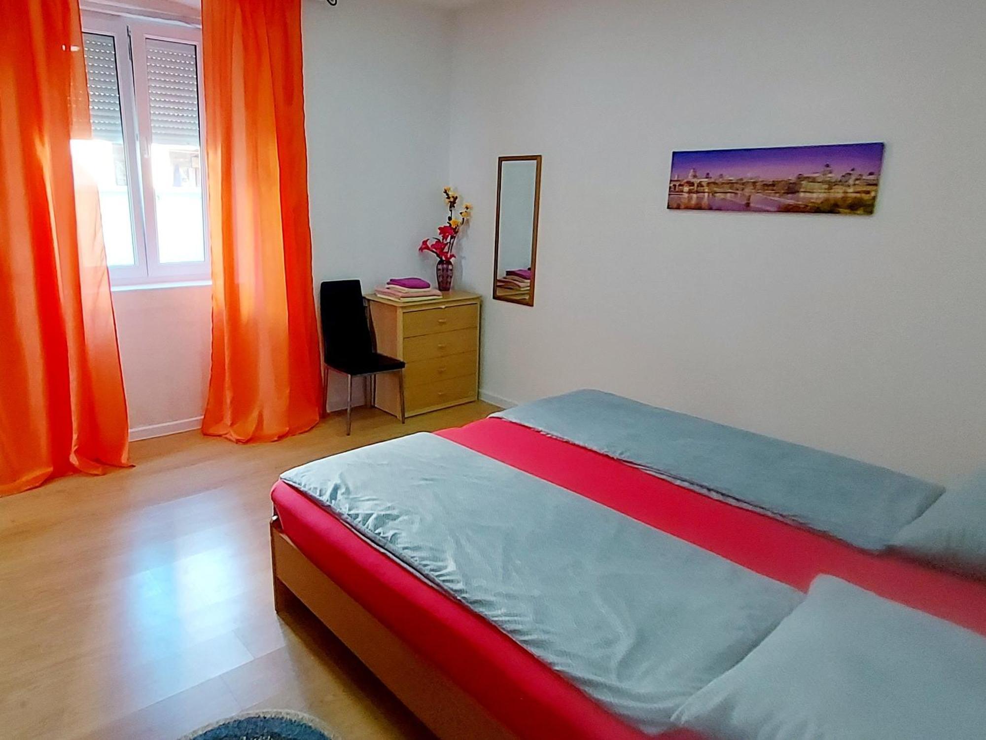 Ema & Sea Apartment'S Pula Luaran gambar